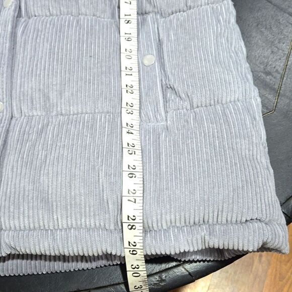 NWT.. LEVI'S.. gray, puffer, courderoy jacket.. - Picture 16 of 16